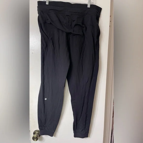 lululemon athletica Black Joggers - Picture 4 of 6
